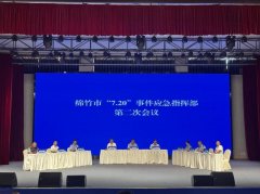 练习训练以视频推演和现场场景模仿相连系的